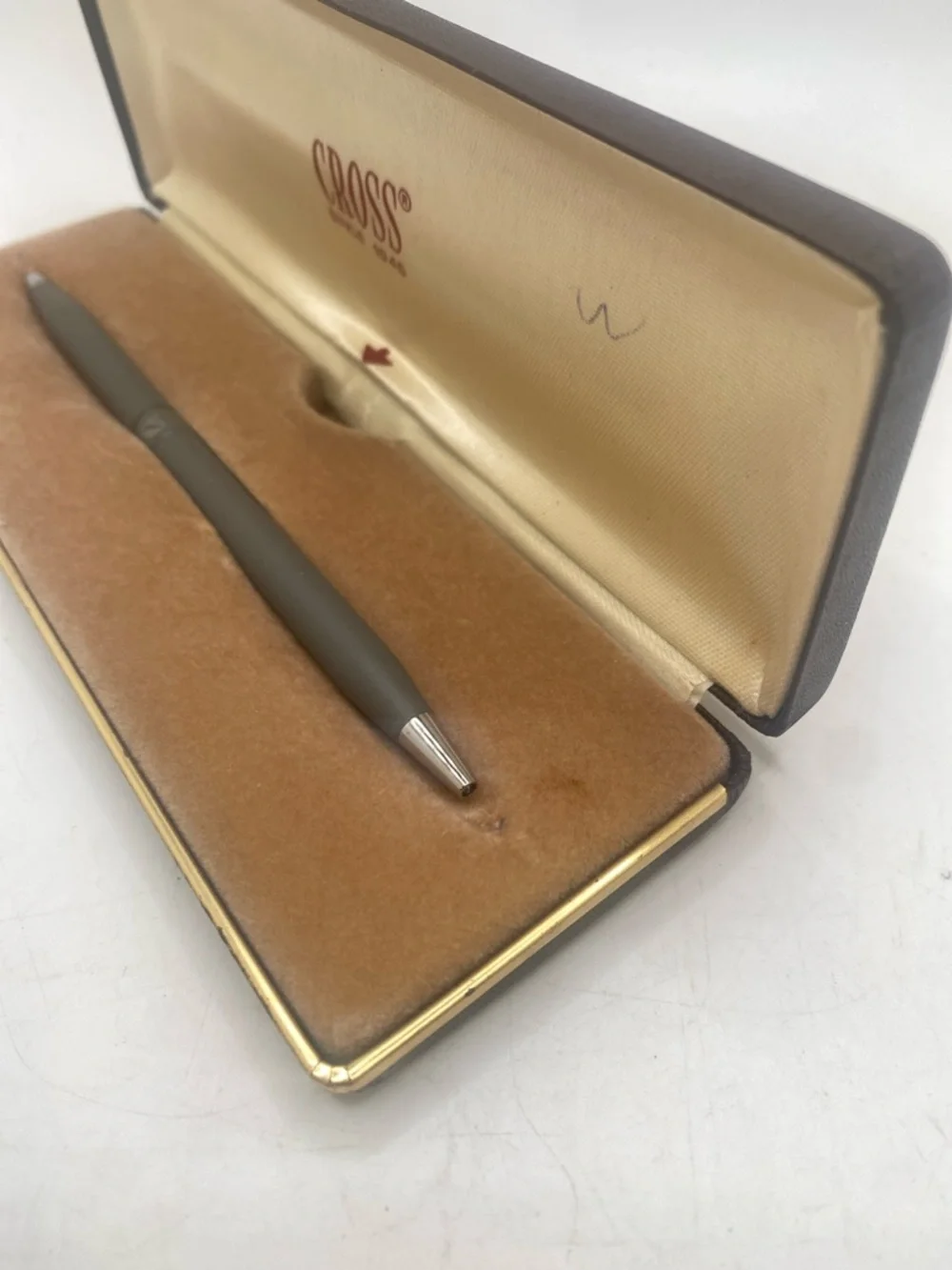 Vintage Cross Classic Century Matte grey twist action Ballpoint Pen original box
